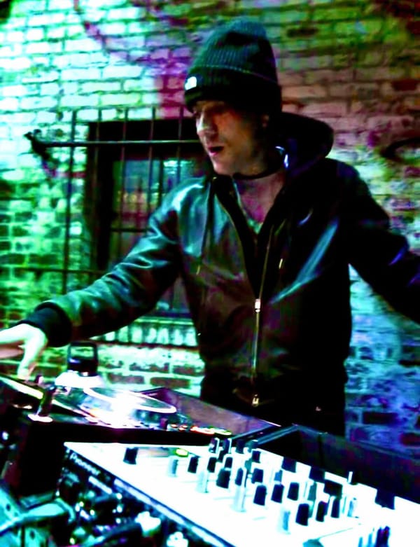 KONEKT: From Broken Laptop to Big Stages – The DJ & Producer Ready to Move the Masses