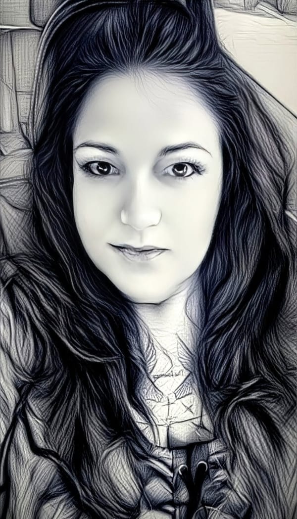 From Nursing to Notes: How Lisa Jo Is Turning Pain Into Power Through Music